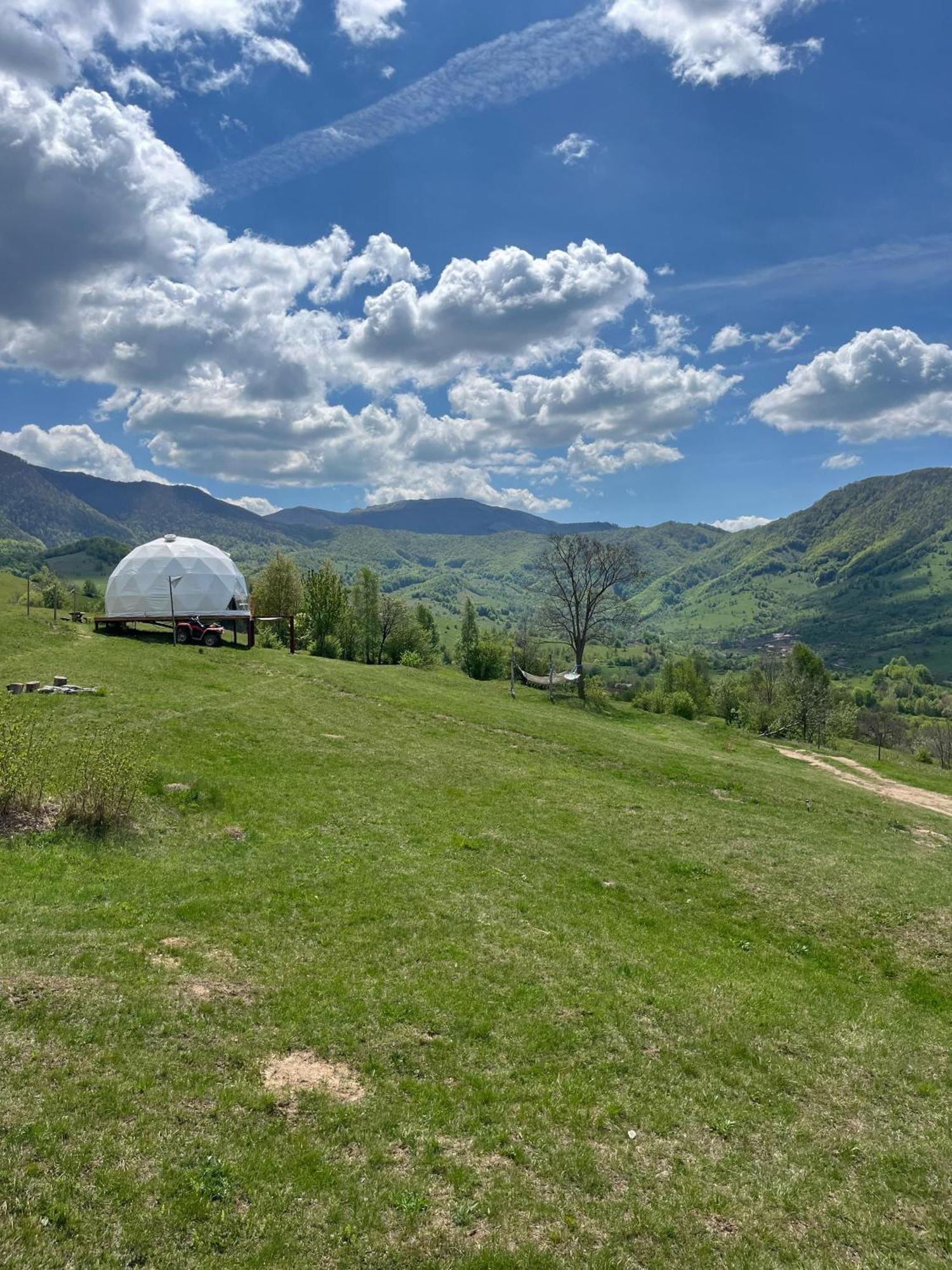Hotel Starry Dome - Manta'S Retreat Glamping Cornereva Exterior foto
